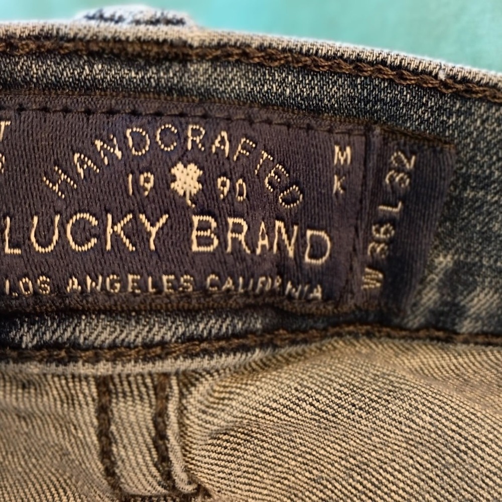 Lucky Brand 410 Athletic Slim Mens Jeans Light Wash 36x32 Blue Denim - Picture 9 of 10